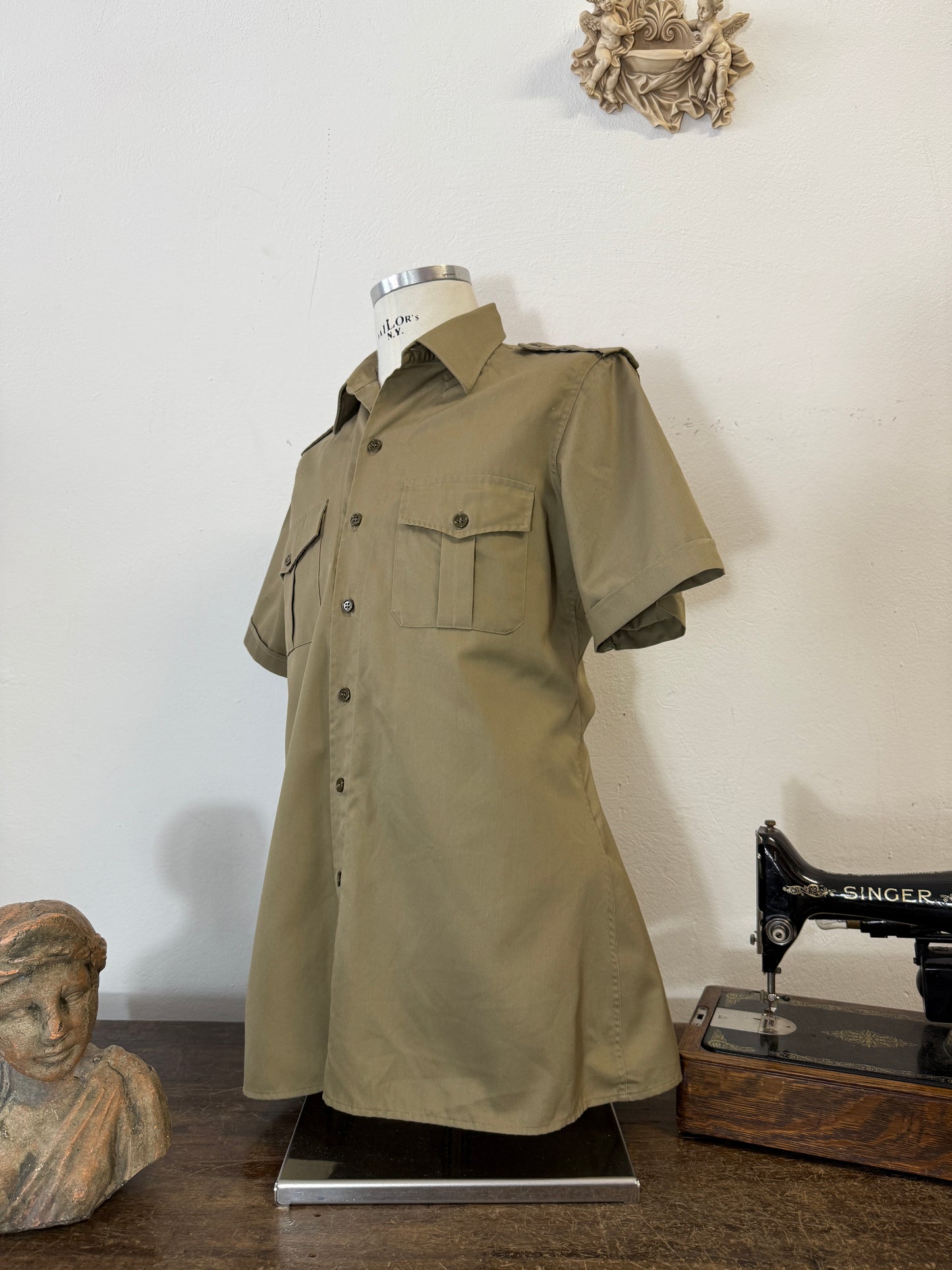 Vintage 80’s Italian Army Shirt “S/M”