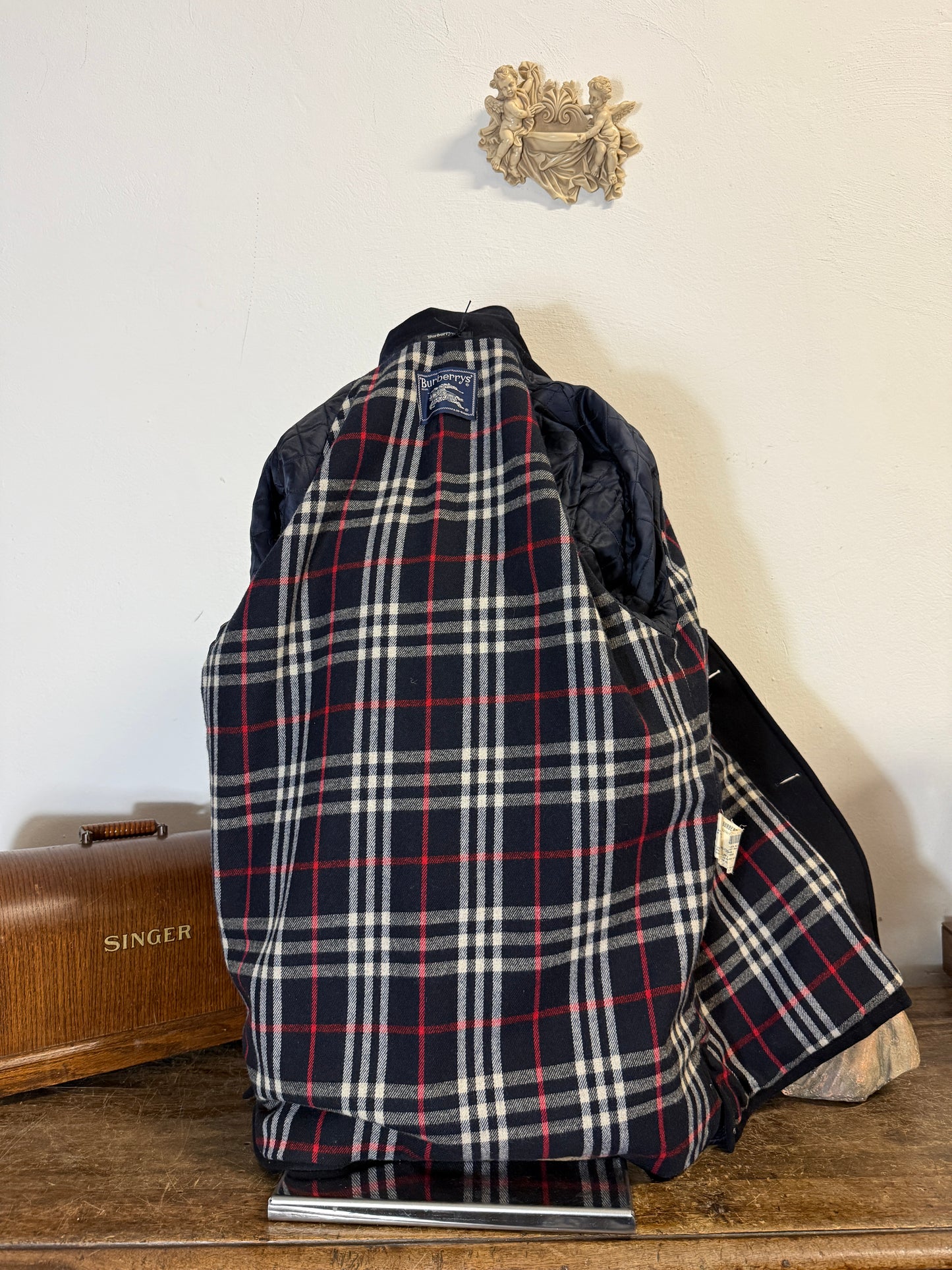 Vintage Raglan Wool Burberry Coat “L”