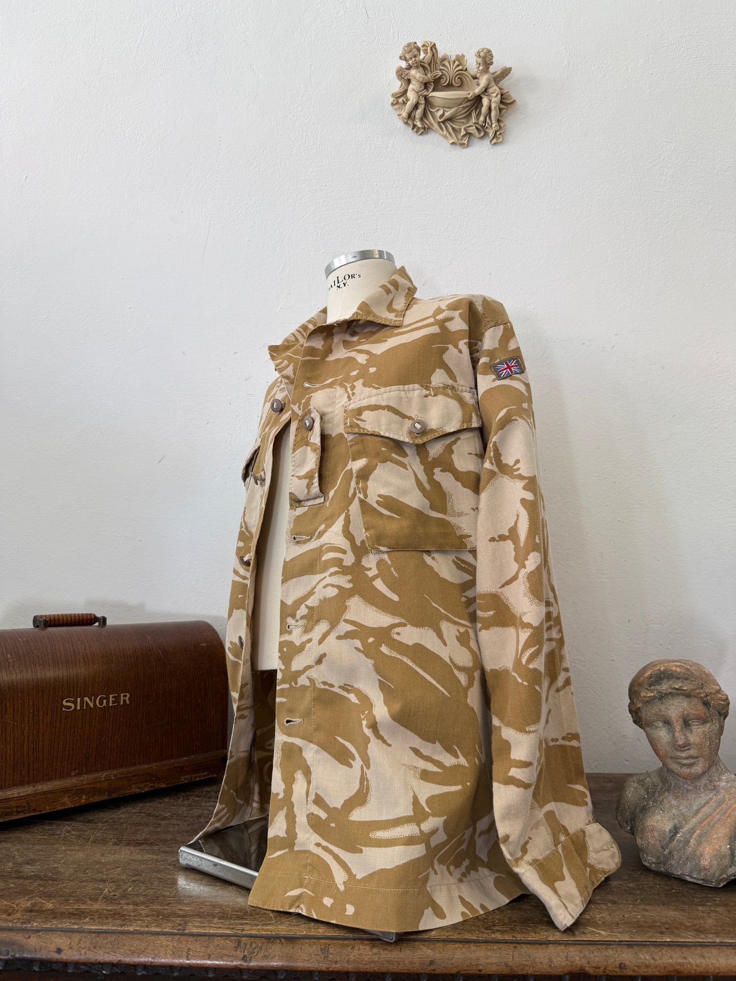 Vintage British Army Dpm Jacket “XXL”