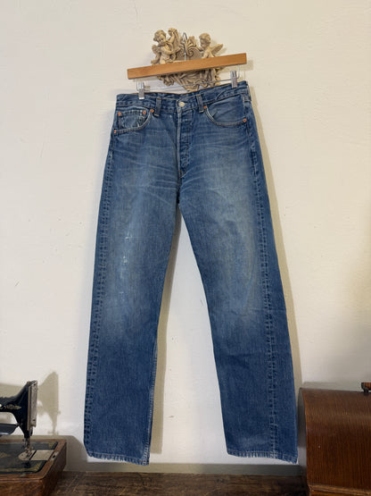 Vintage Levi’s 501 “W32 L34”