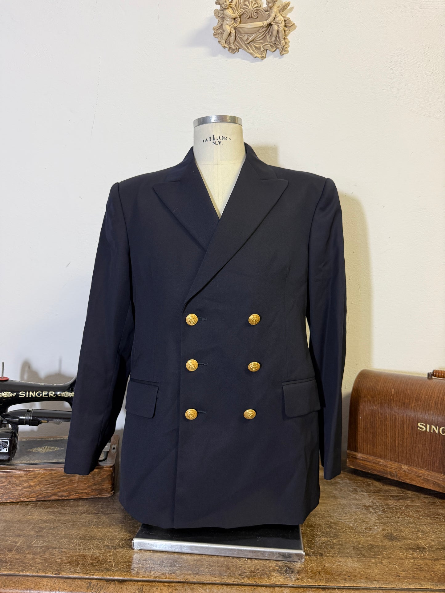 Vintage 00’s Italian Navy Double Breasted Jacket “XL”