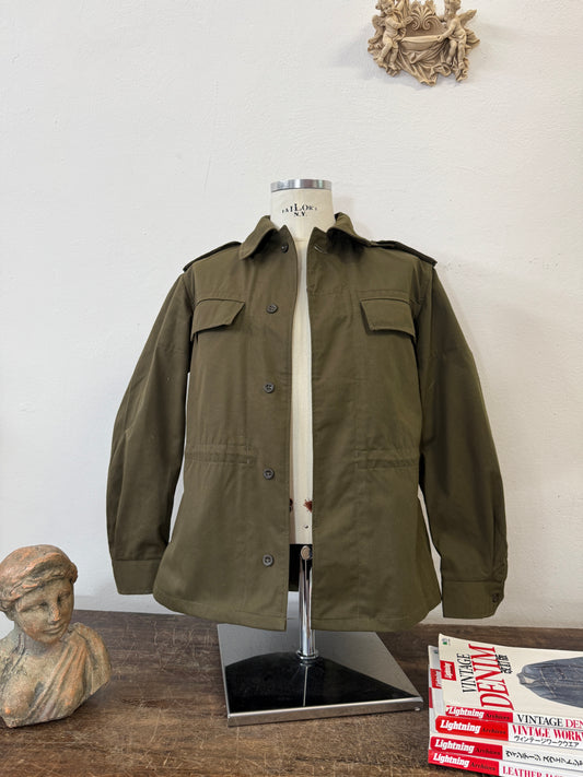Vintage 90’s Czech Army Jacket “M”