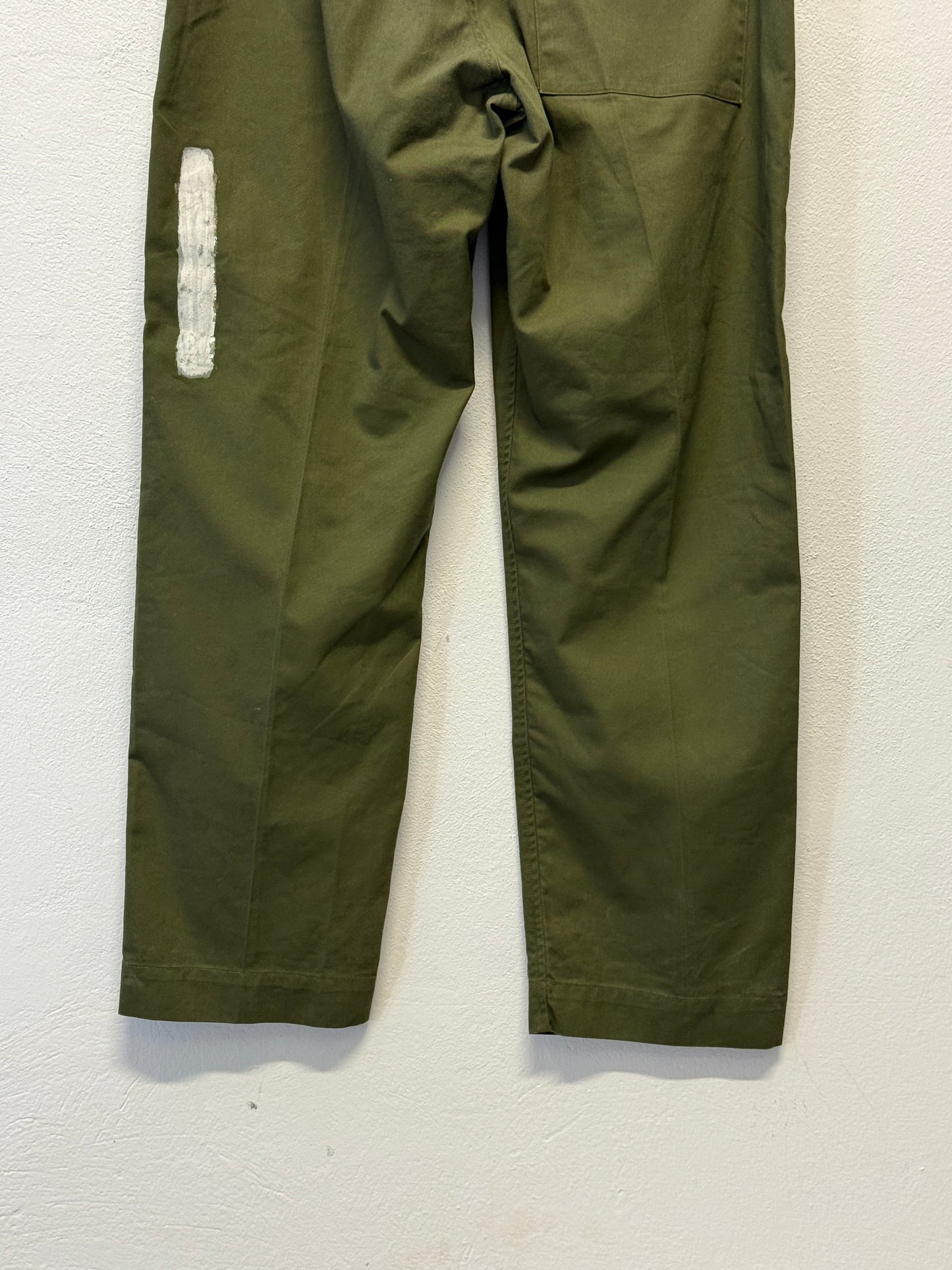 Vintage British Fatigue Army Pants “W32”
