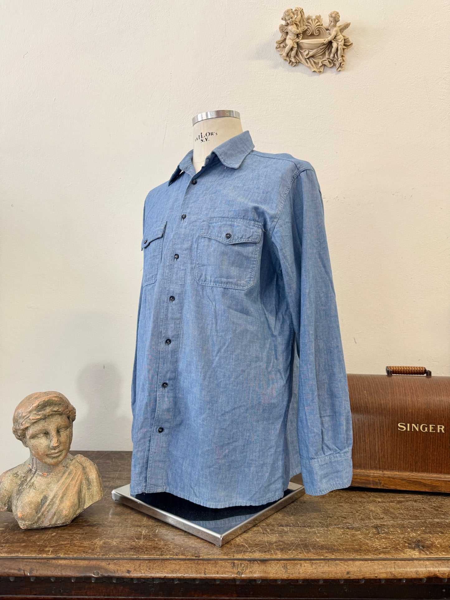 Vintage 90’s Italian Navy Shirt “L”
