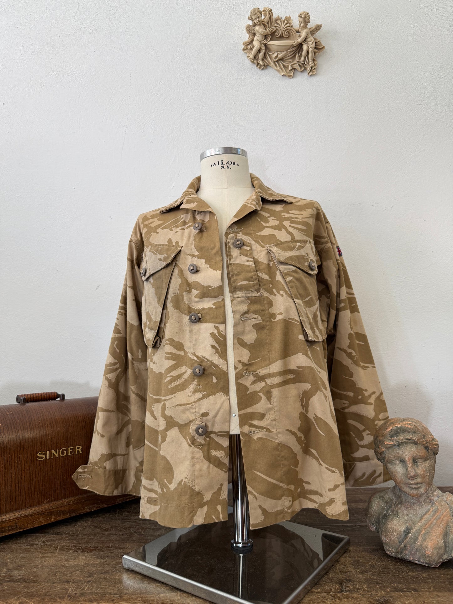 Vintage British Army Dpm Jacket “M”