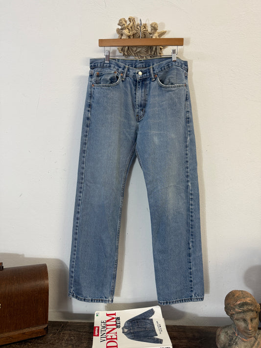 Vintage Levi’s 501 “W34 L32”