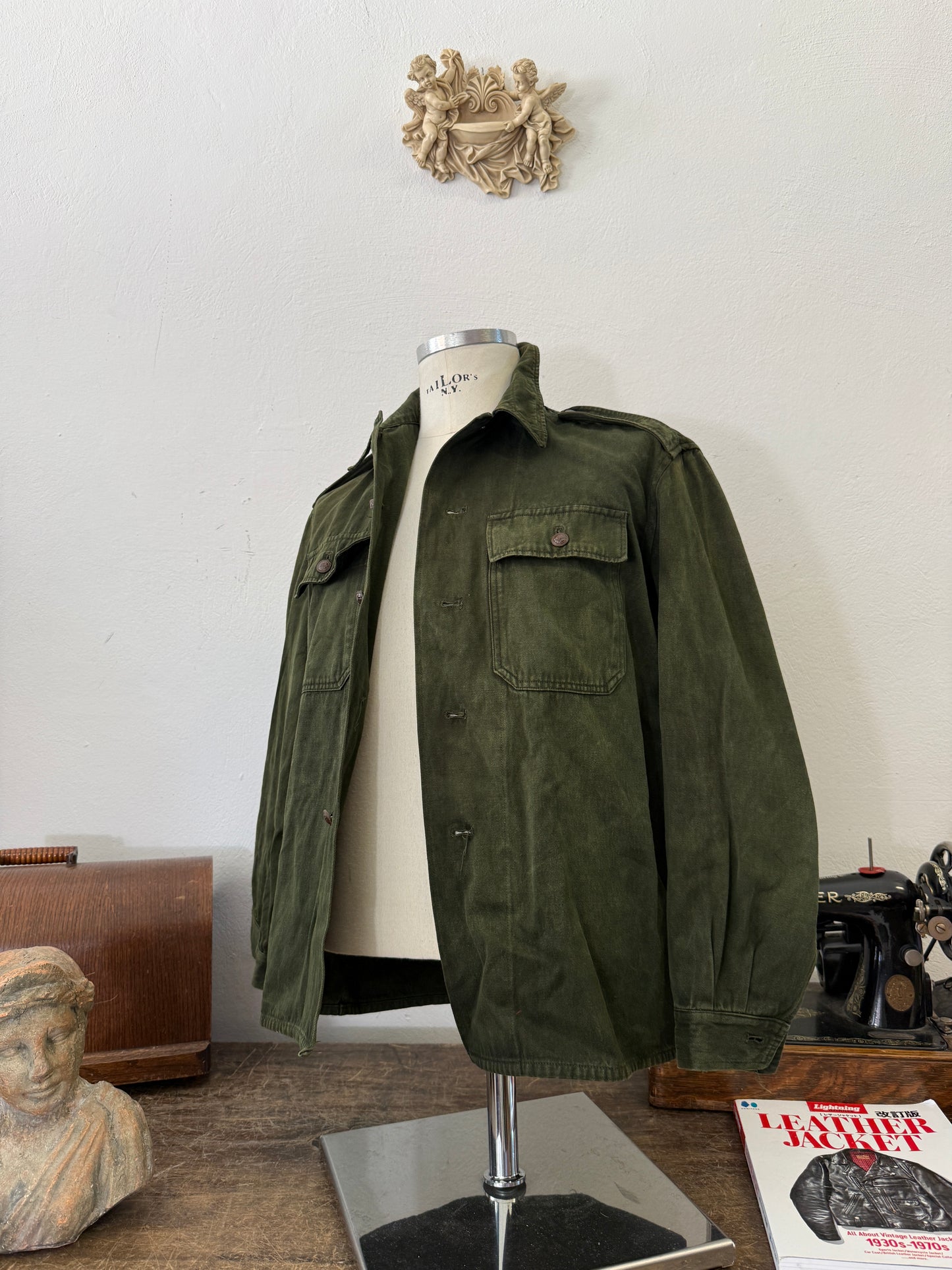 Vintage 80’s Faded Hungarian Army Shirt “M”