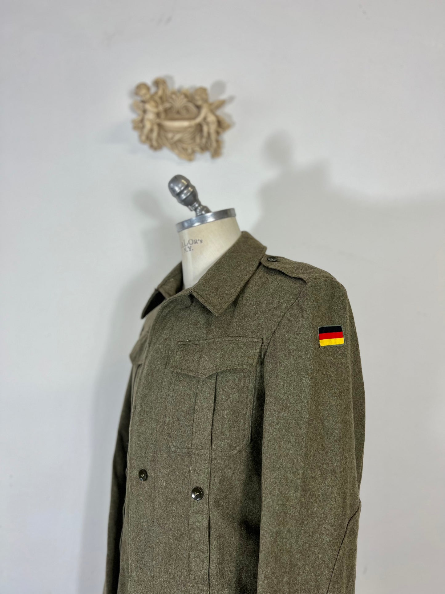 veste en laine de l’armée allemande vintage