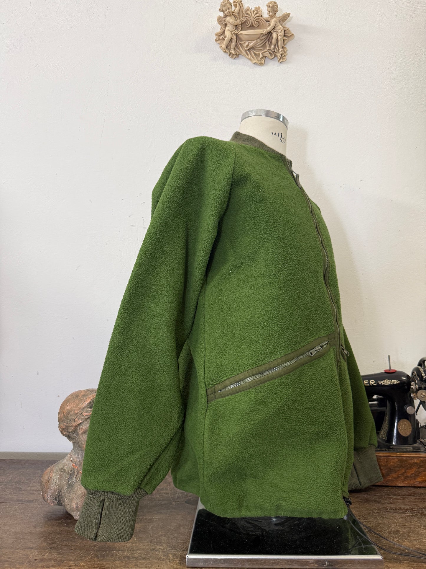 Vintage 80’s Dutch Army Pile “XL”