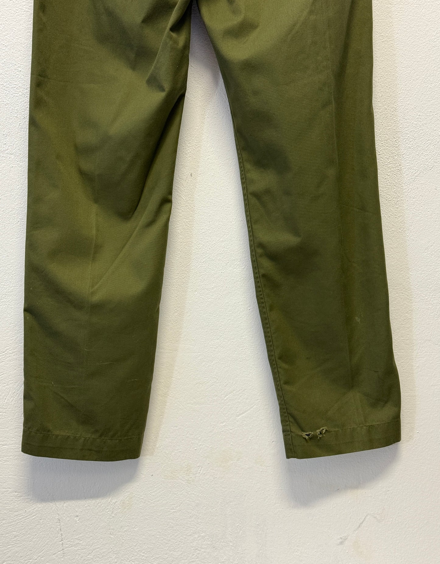 Vintage British Fatigue Army Pants “W34”