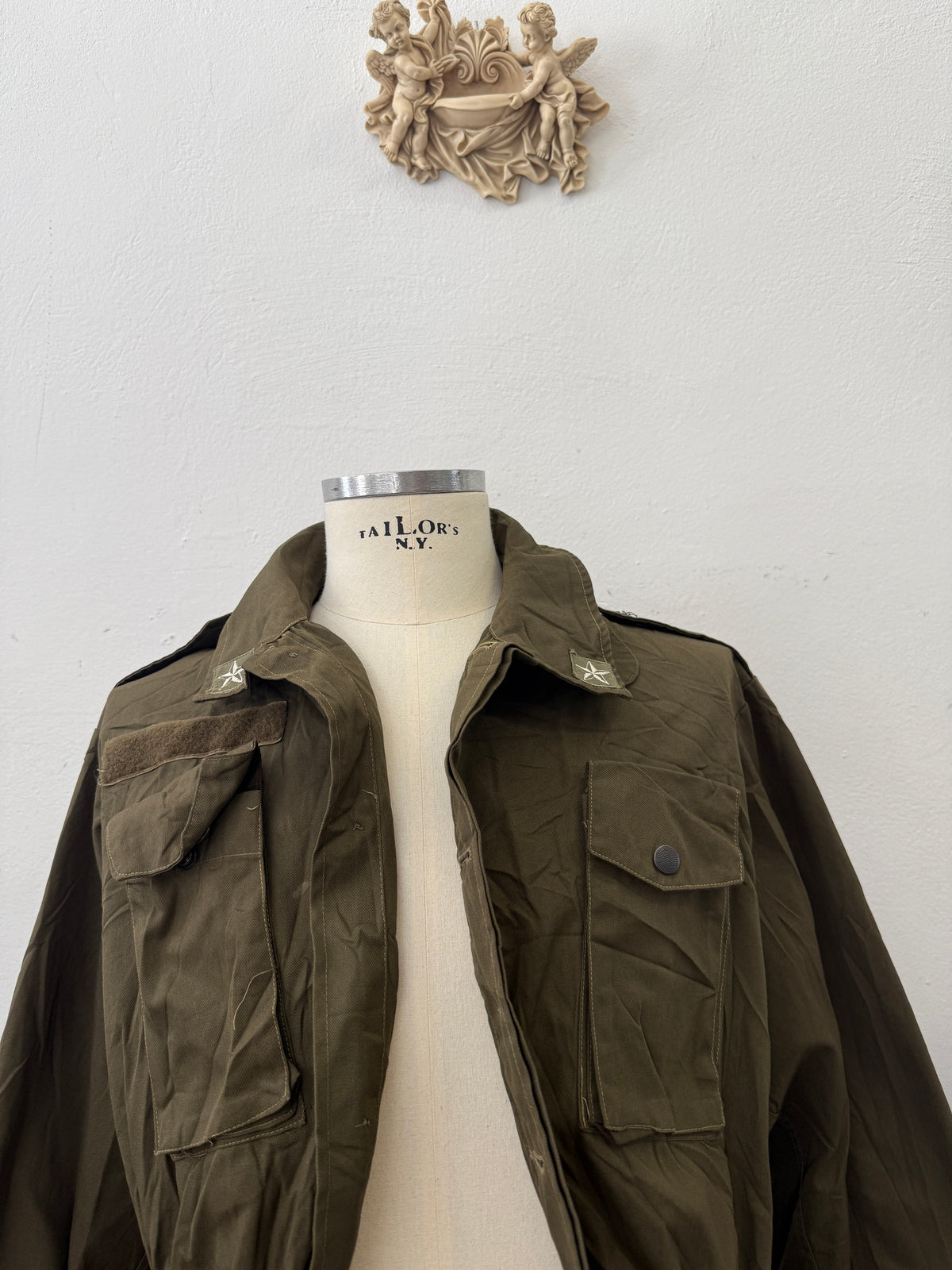 Vintage 80’s Italian Army Jacket “L”