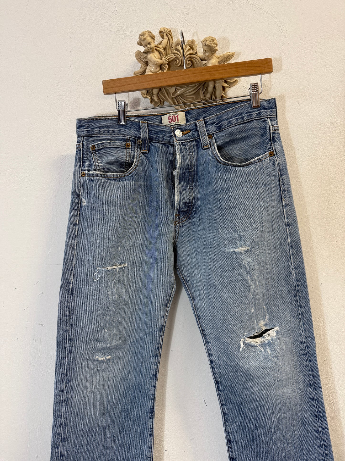 Vintage Levi’s 501 “W33 L30”