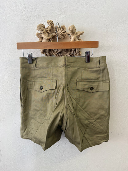 Vintage Italian Army Shorts with Buttons 76 cm