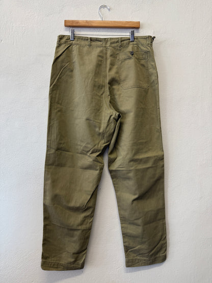 Vintage 80’s German Army Cargo Pants - Sand “W33~35”