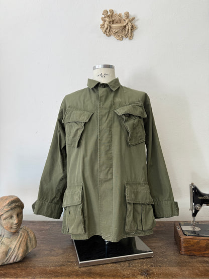 Vintage 60’s Jungle Jacket Rip Stop Us Army “M/L”