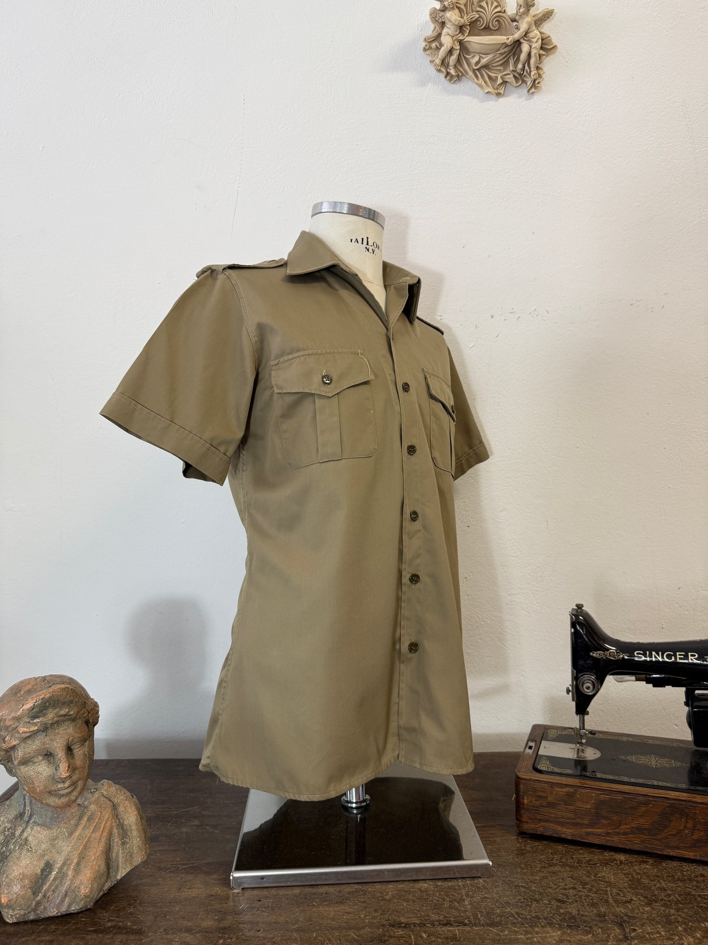 Vintage 80’s Italian Army Shirt “S/M”