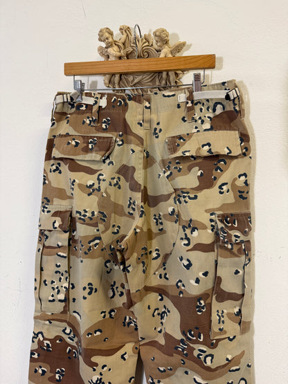 Desert Chocolate Cargo Pants “W33”