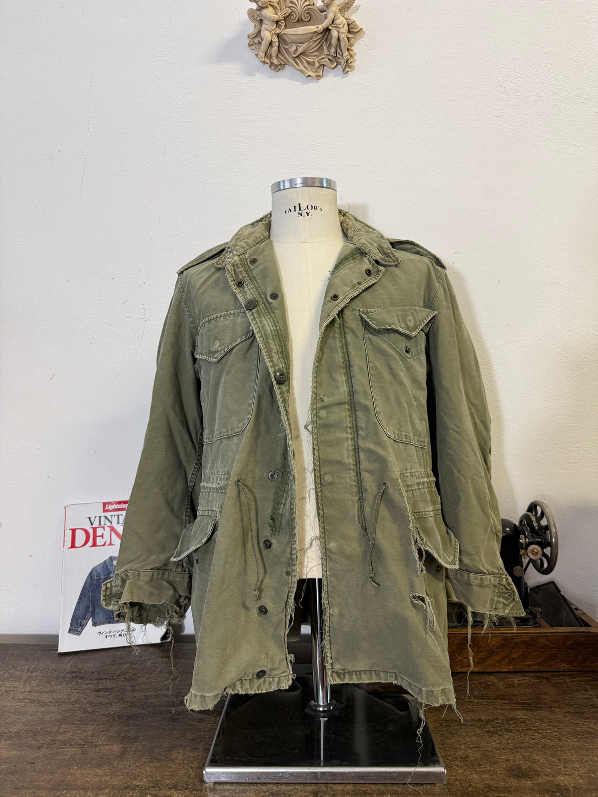 Vintage Distressed US Army M-51 Field Jacket “S/M”