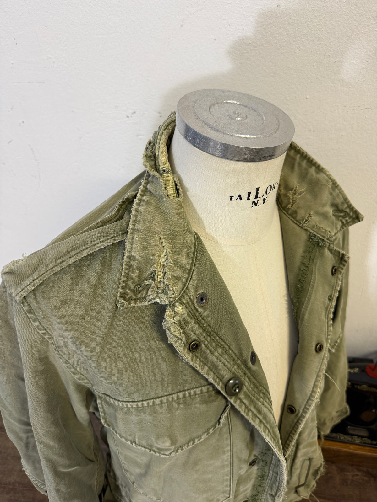 Vintage Distressed US Army M-51 Field Jacket “S/M”
