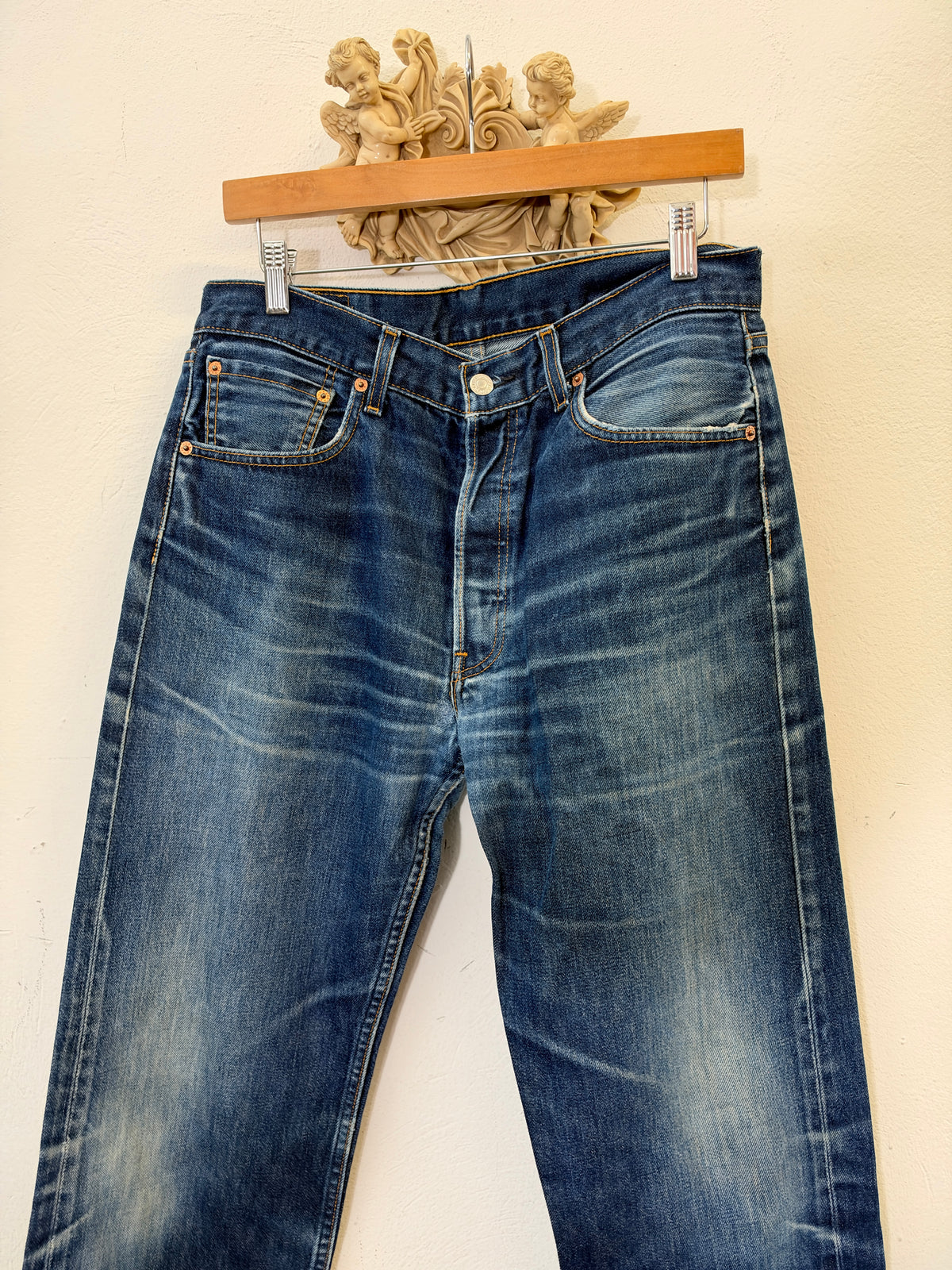 Vintage Levi’s 501 “W32 L32”