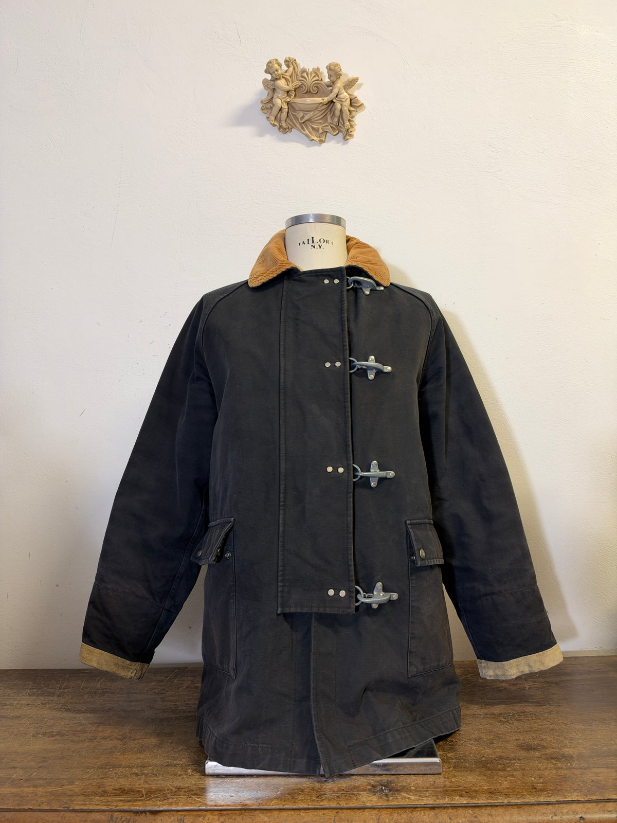 Fay 4-Hook Coat “L”