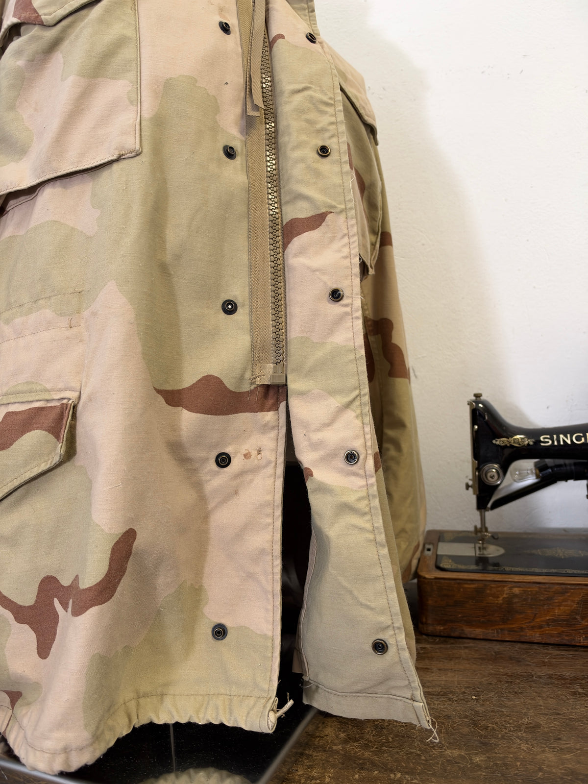 Vintage Desert Field Jacket M65 Us Army  “L/XL”