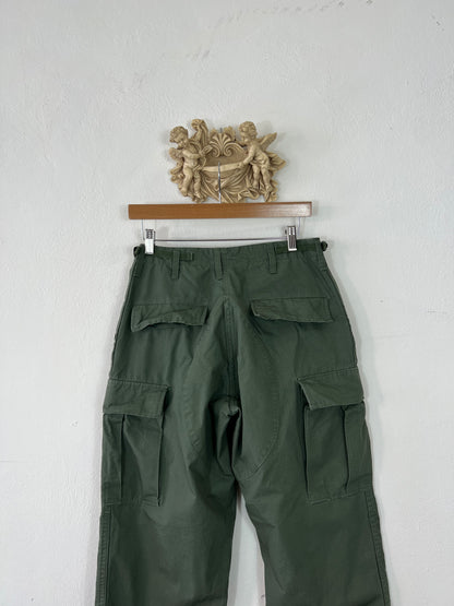 Vintage Cargo Pants “W29”