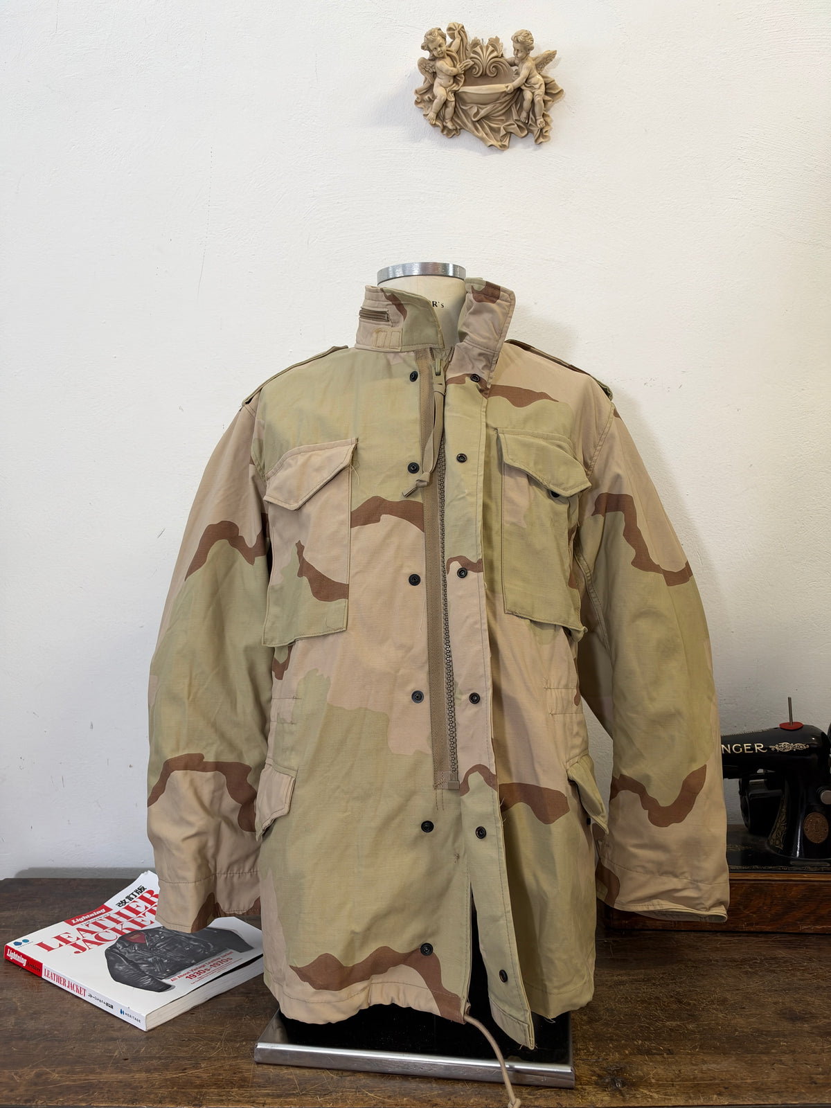Vintage US Army M-65 Desert Field Jacket “L”