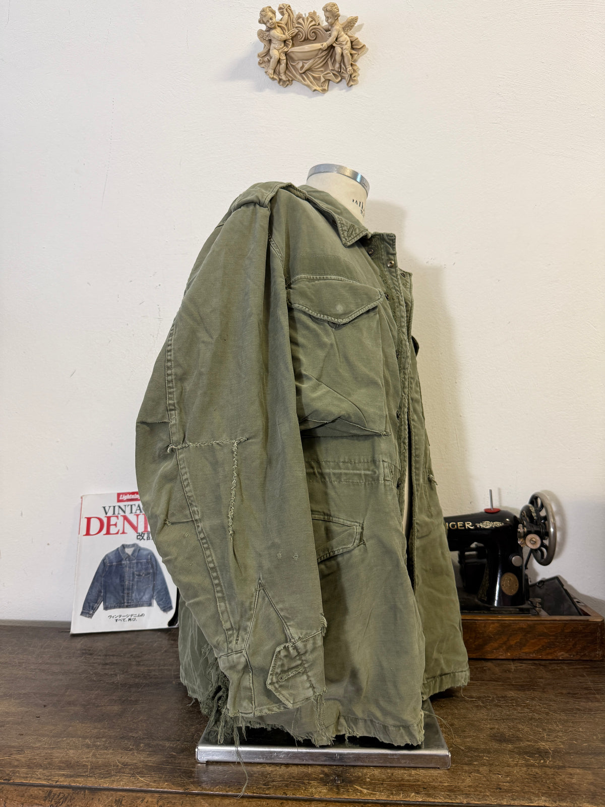 Vintage Distressed US Army M-51 Field Jacket “L/XL”