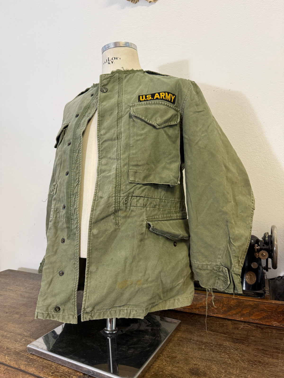 Vintage Distressed US Army M-51 Field Jacket “M”