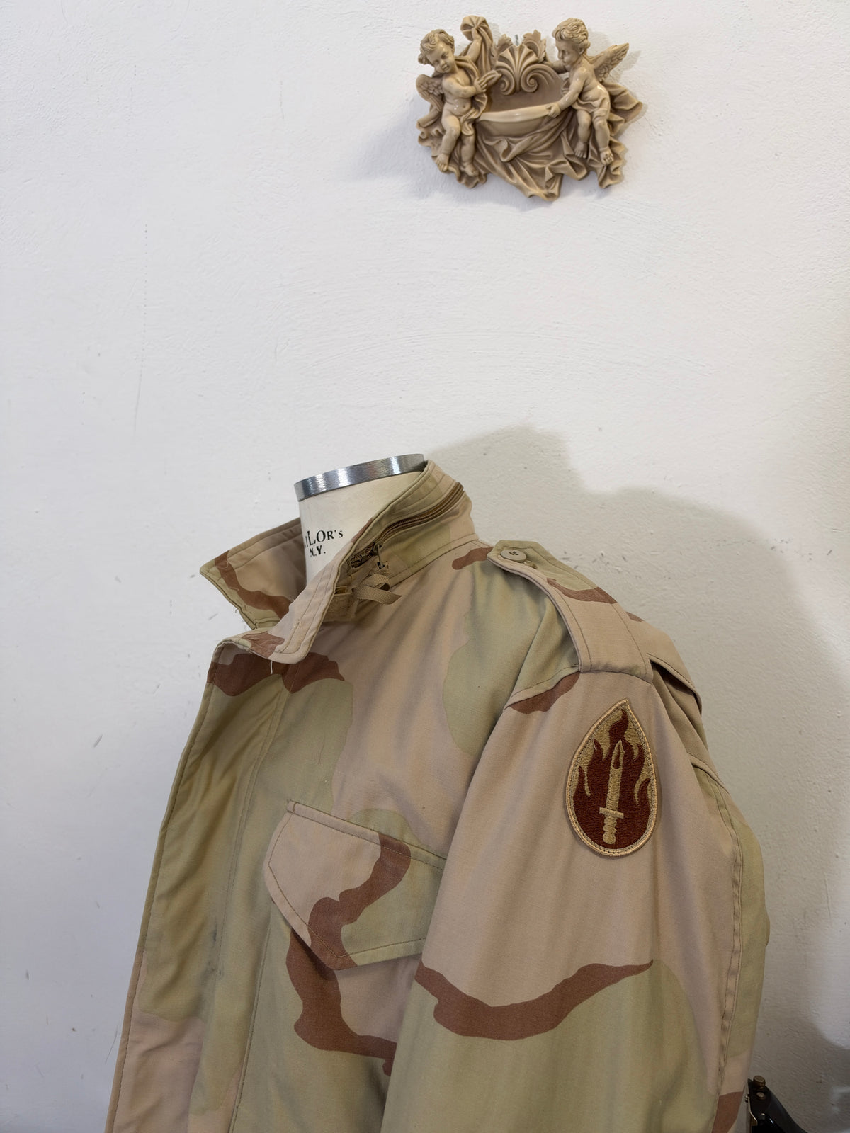 Vintage US Army M-65 Desert Field Jacket “XL”