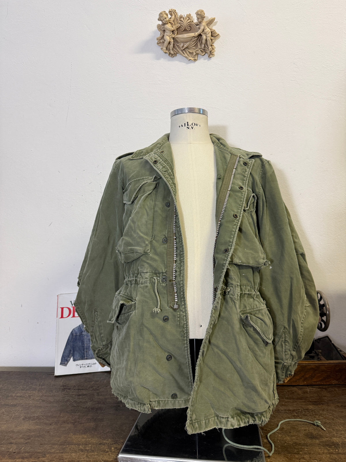 Vintage Distressed US Army M-51 Field Jacket “M”