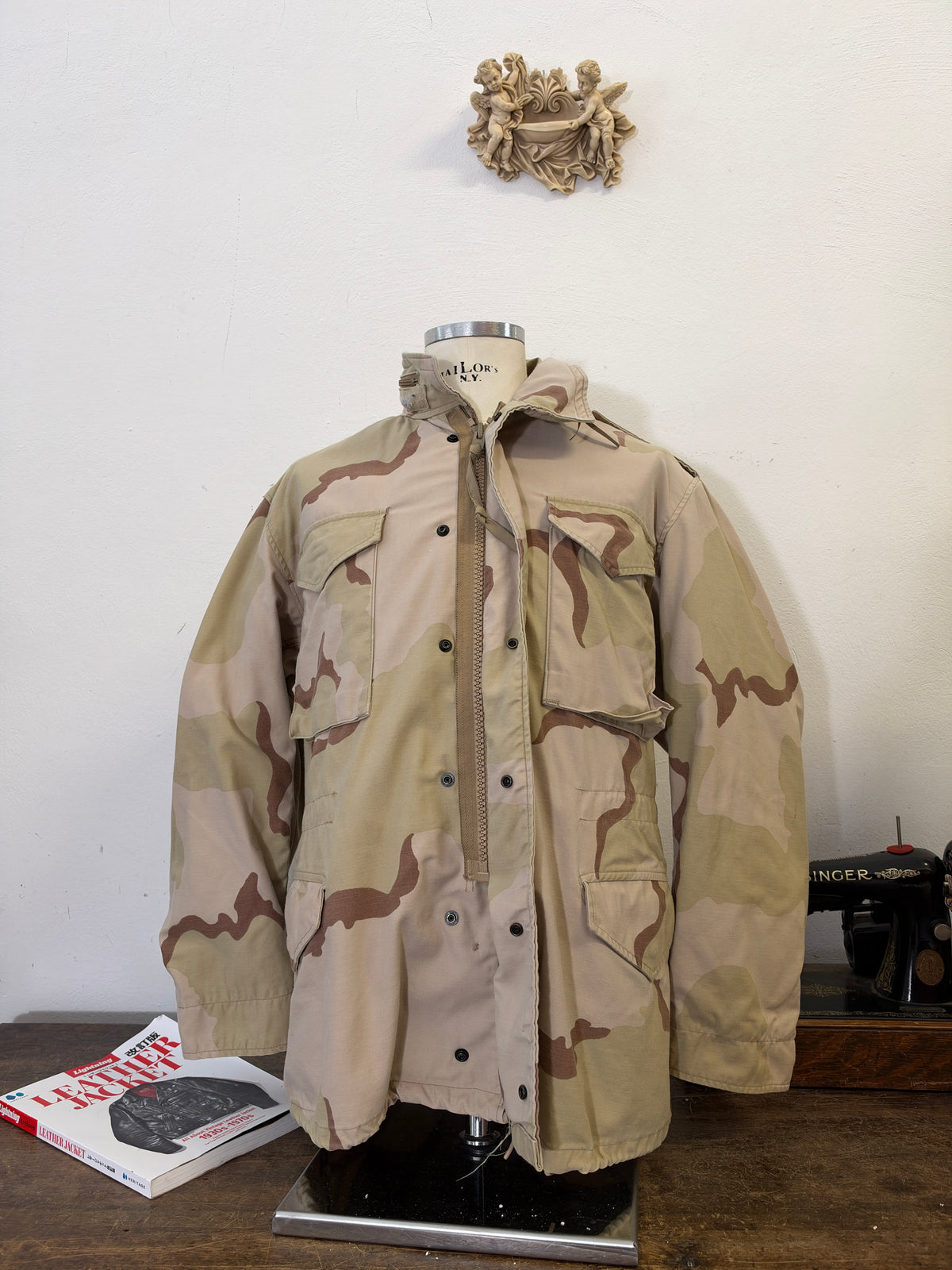 Vintage US Army M-65 Desert Field Jacket “L”