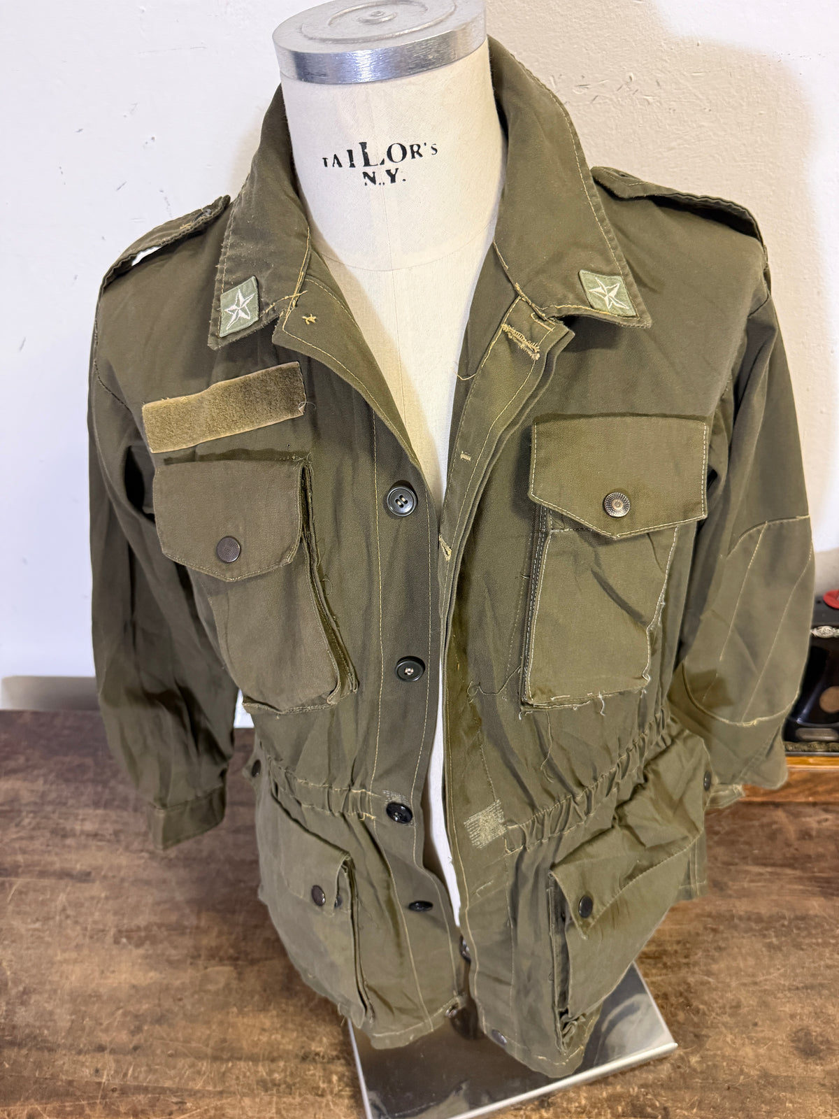 Vintage 80’s Italian Army Jacket “S”   30