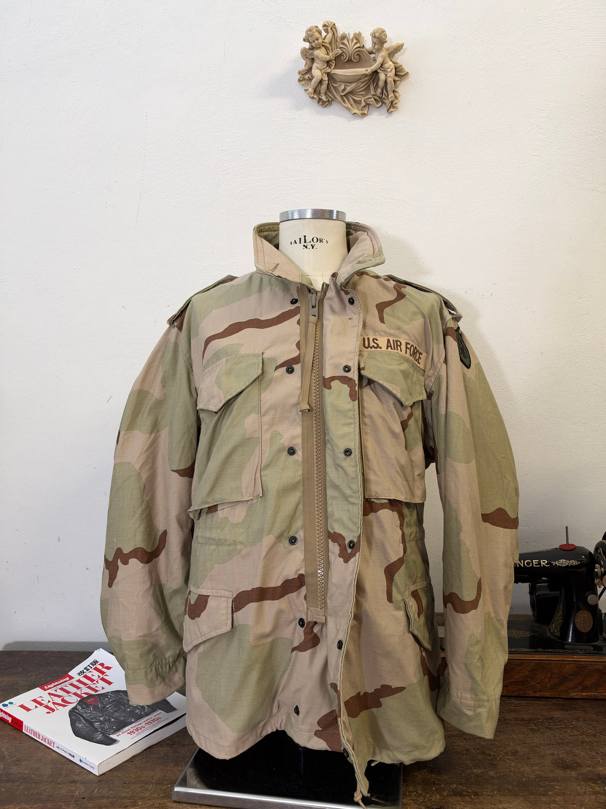 Vintage US Air Force M-65 Desert Field Jacket  “L”