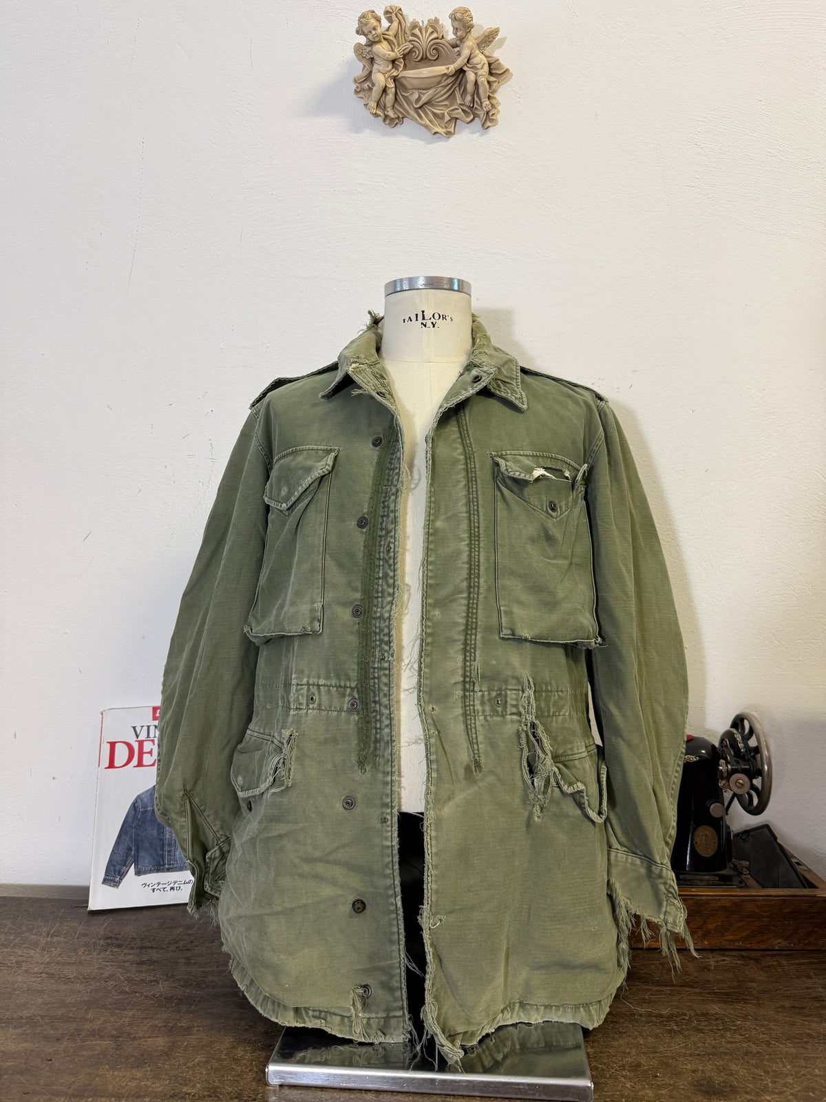 Vintage Distressed US Army M-51 Field Jacket “L/XL”
