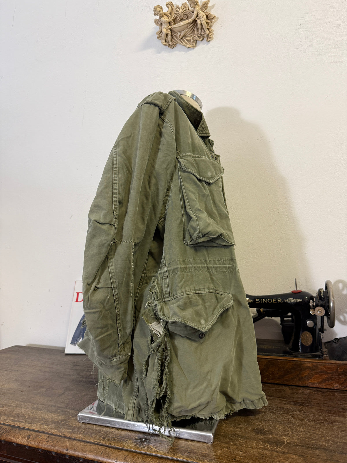Vintage Distressed US Army M-51 Field Jacket “L/XL”