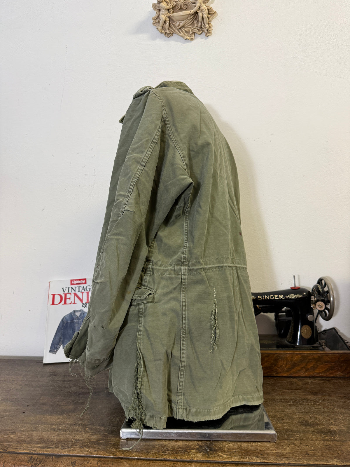 Vintage Distressed US Army M-51 Field Jacket “L/XL”