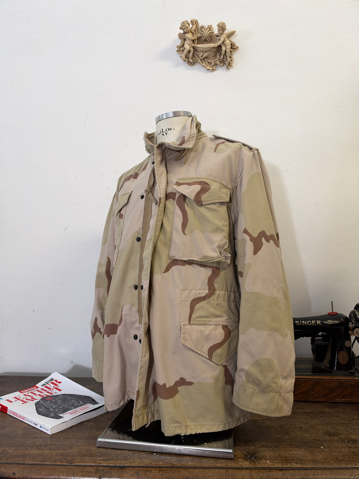 Vintage US Army M-65 Desert Field Jacket “L”