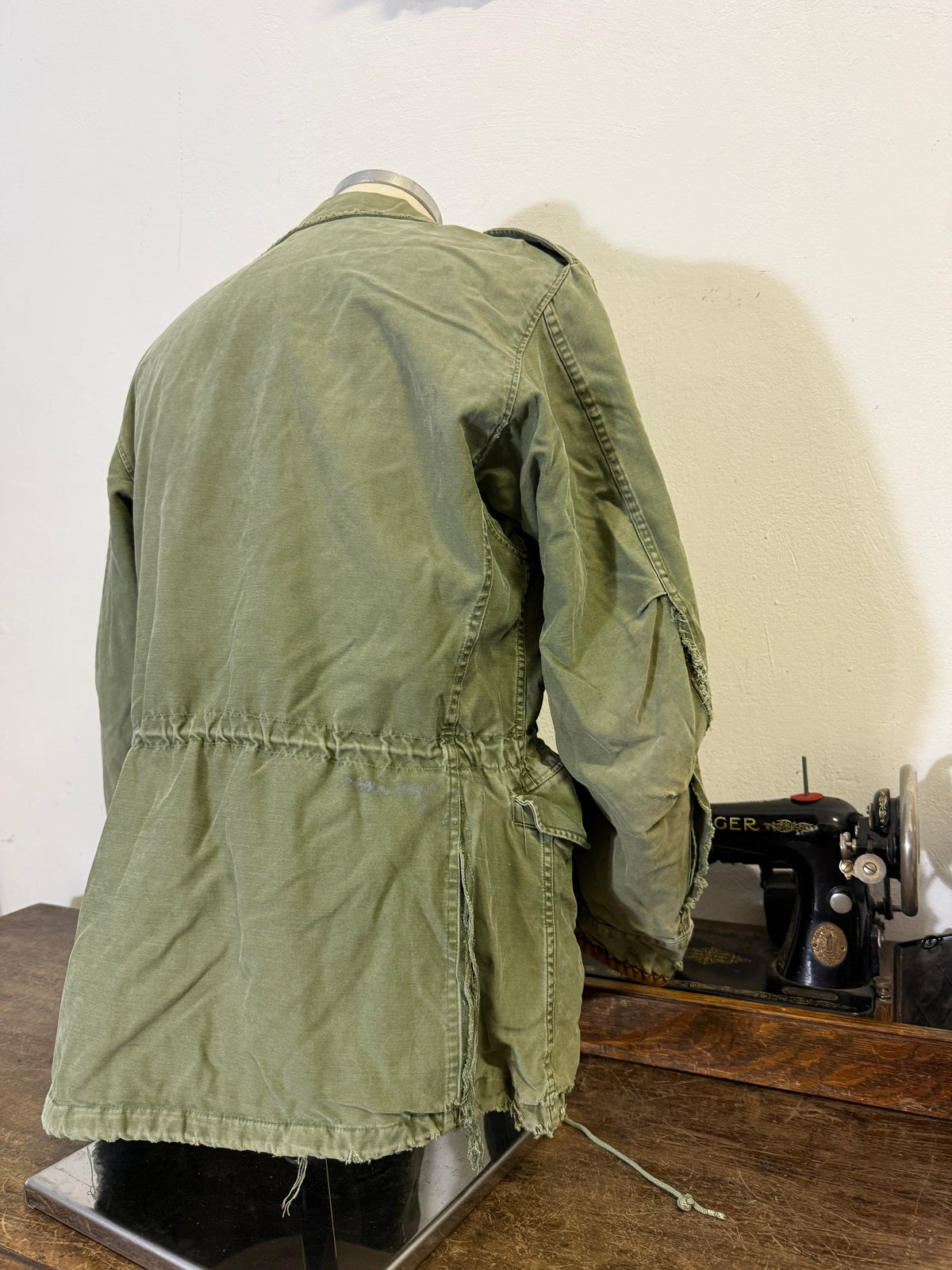 Vintage Distressed US Army M-51 Field Jacket “M”