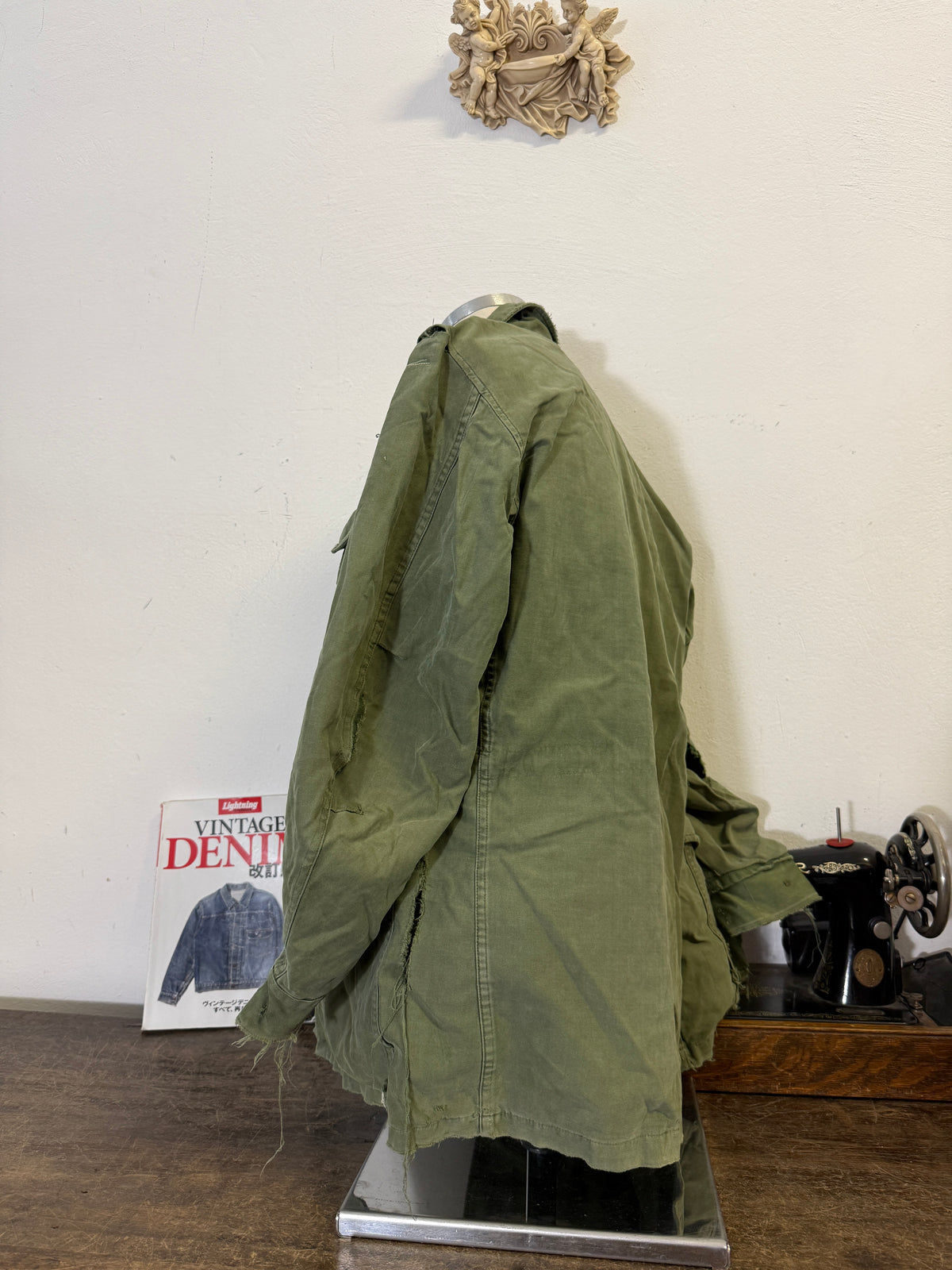 Vintage Distressed US Army M-51 Field Jacket “M/L”