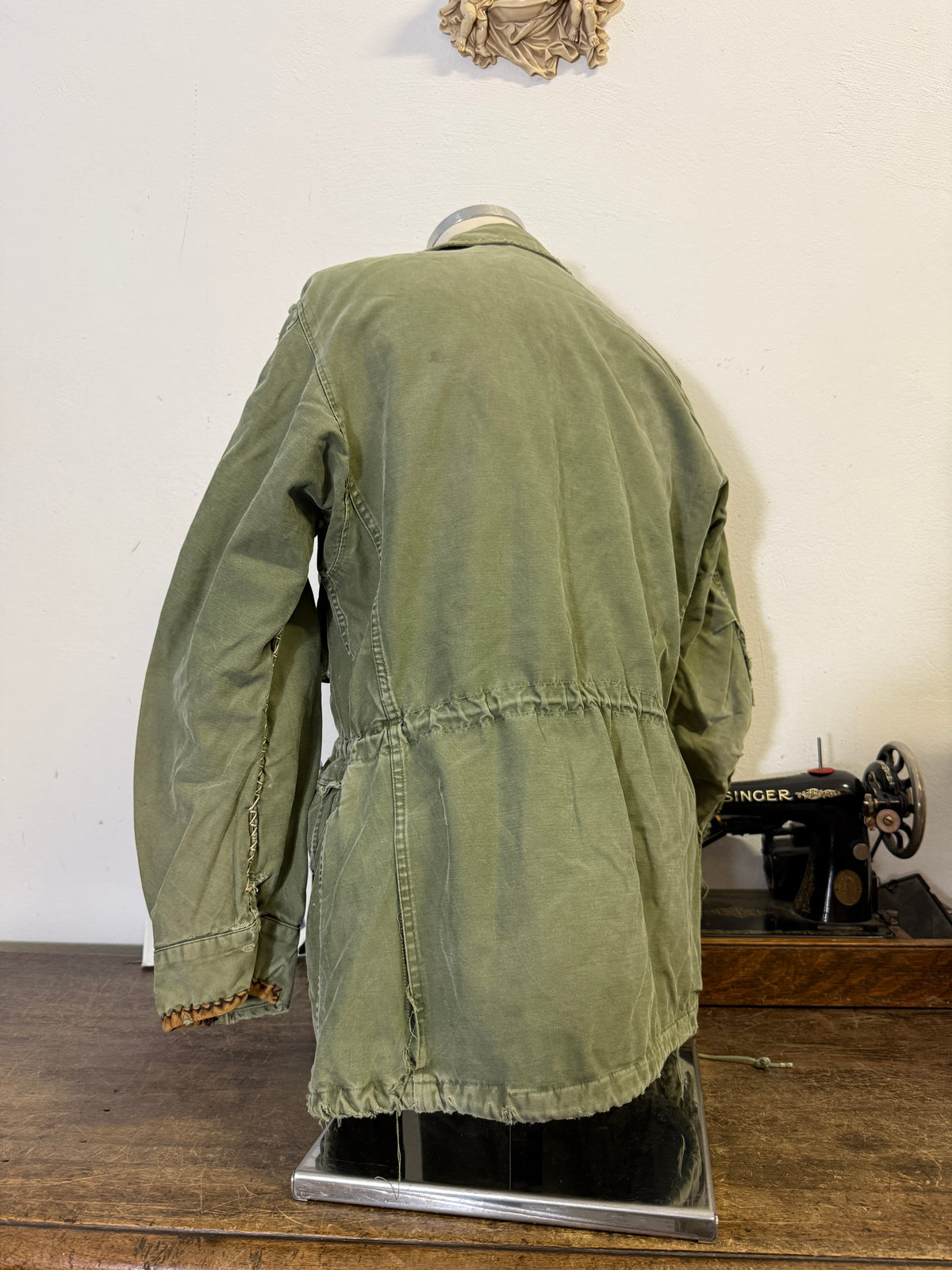 Vintage Distressed US Army M-51 Field Jacket “M”